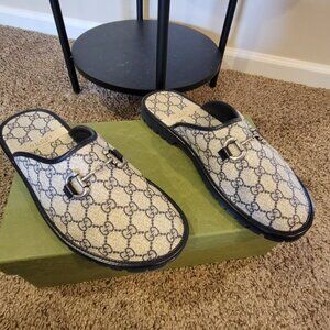 Gucci Monogram Horse bit Shoes Excellent Condition